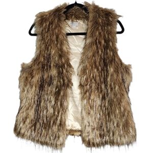 BELLE SKY Faux fur vest